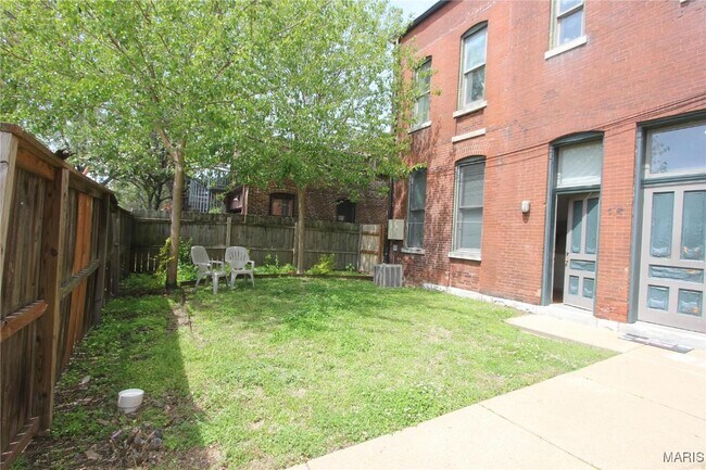 Building Photo - 3904 Shenandoah Ave