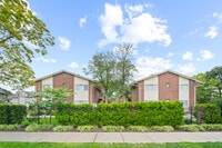 Building Photo - z-103125-Charlotte Square - 3330-3368 Charlotte