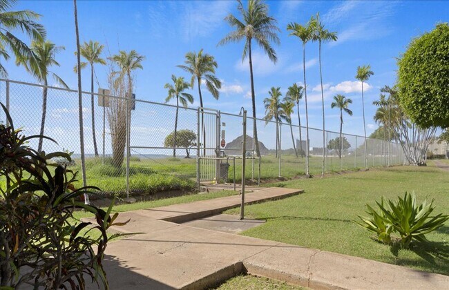 Building Photo - 85-175-175 Farrington Hwy