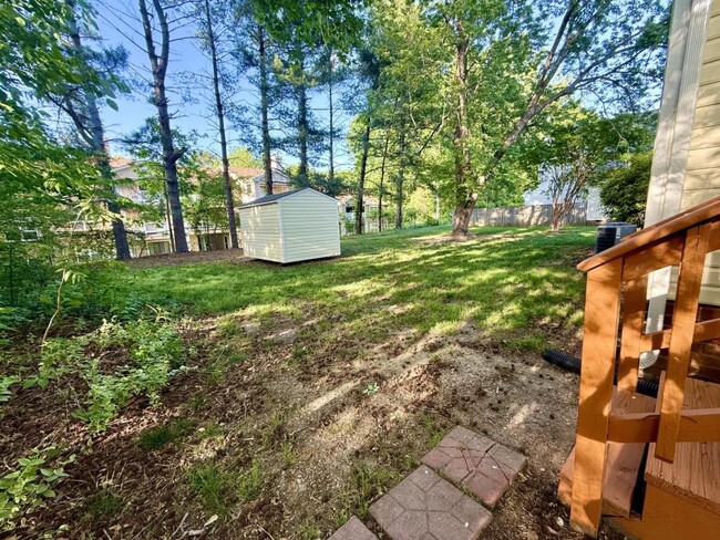 Building Photo - 2504 Thicket Greene Ct