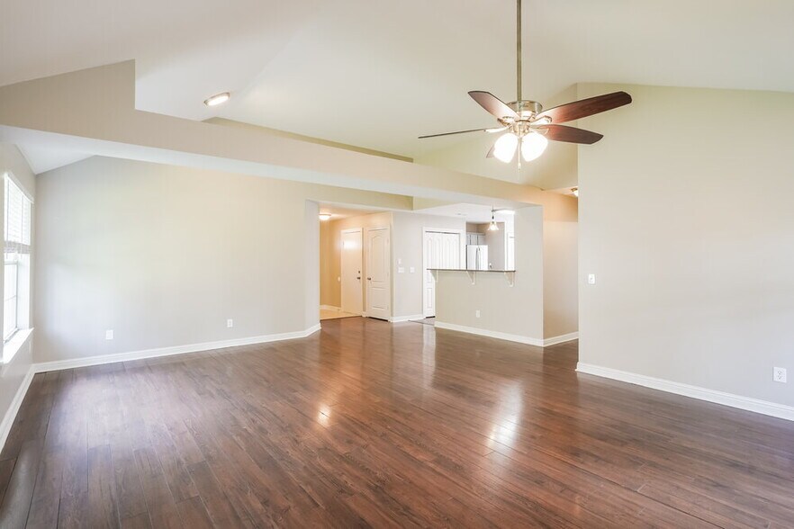 Building Photo - 208 Ben Alex Ct