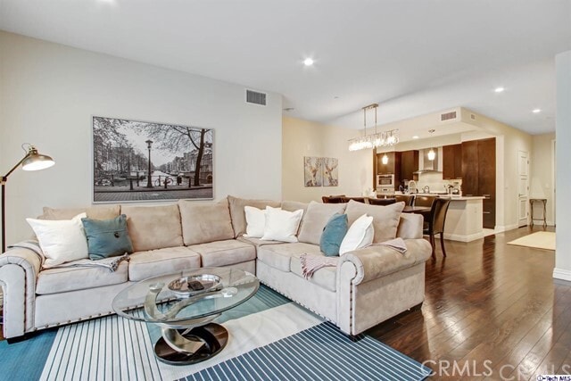 Building Photo - 423 Caruso Ave