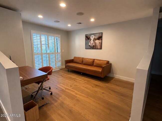 Building Photo - 8526 E San Jacinto Dr