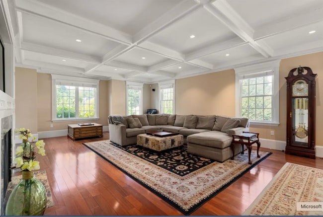 Building Photo - Entire house!!!! Luxury!!! Available Feb 1