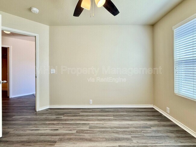 Building Photo - 9011 Timber Hunt