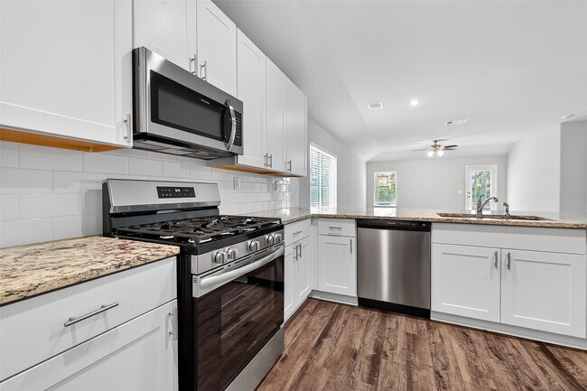 Building Photo - 79 Courageous Way