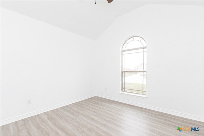Building Photo - 4602 Lauren MacKenzie Dr