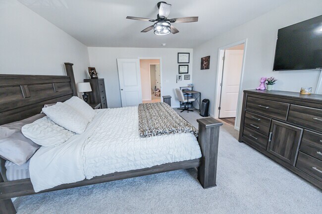 Building Photo - 4013 Calabash Ct