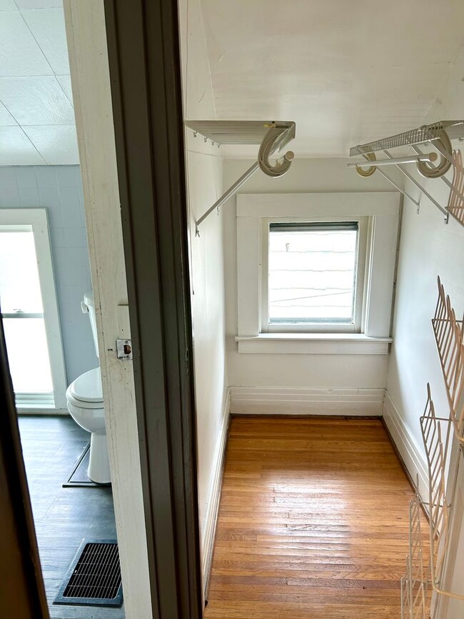 Building Photo - 3 Bedoom SIngle Family - 14620 Zip - South Ave & Elmwood Area