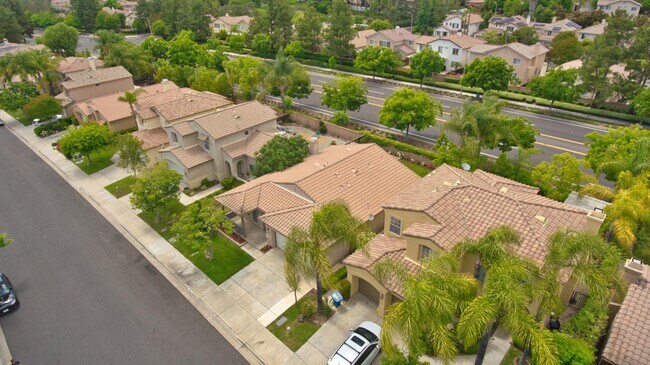 Building Photo - 32576 Guevara Dr