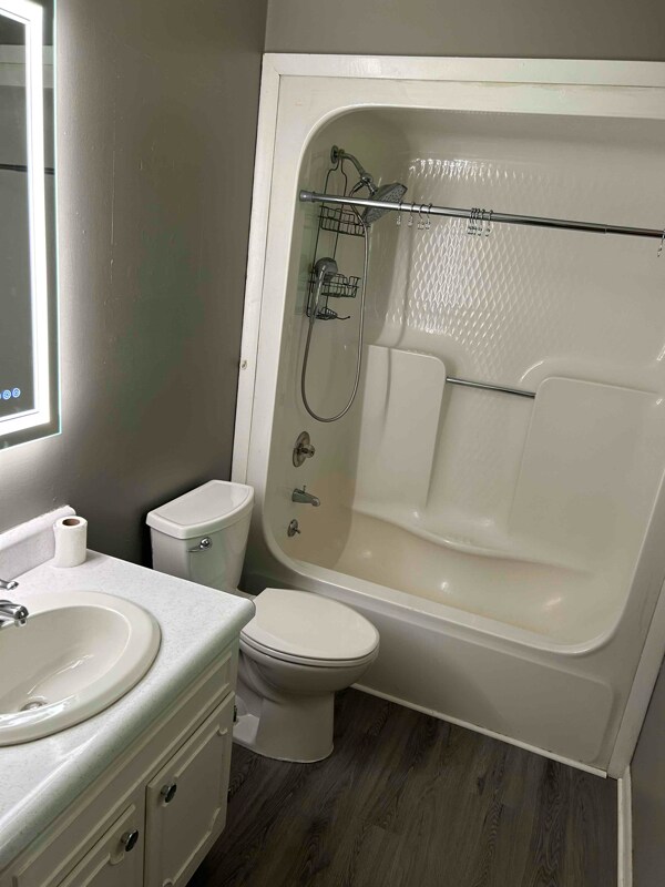 Building Photo - 98 Nebraska Ave