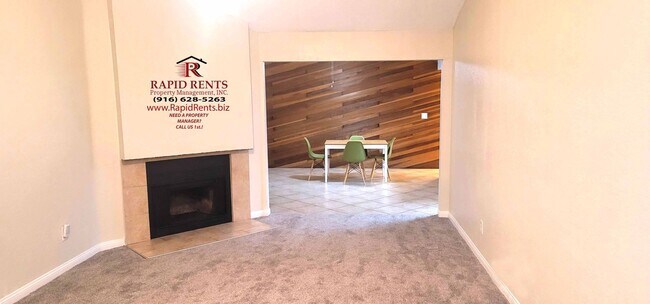 Building Photo - Fantastic opportunity in S. Sacramento! Co...