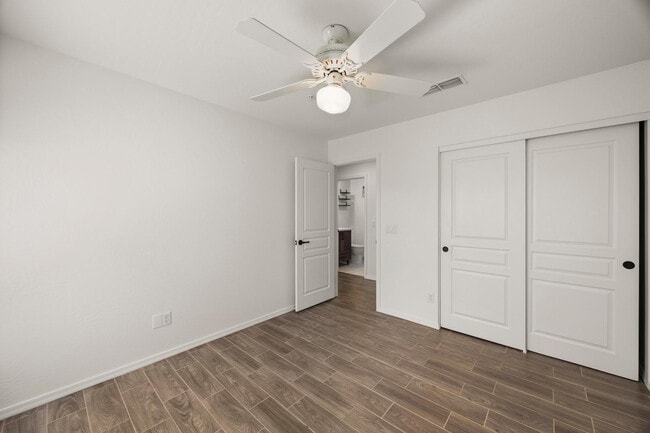 Building Photo - 10290 E Mallow Cir