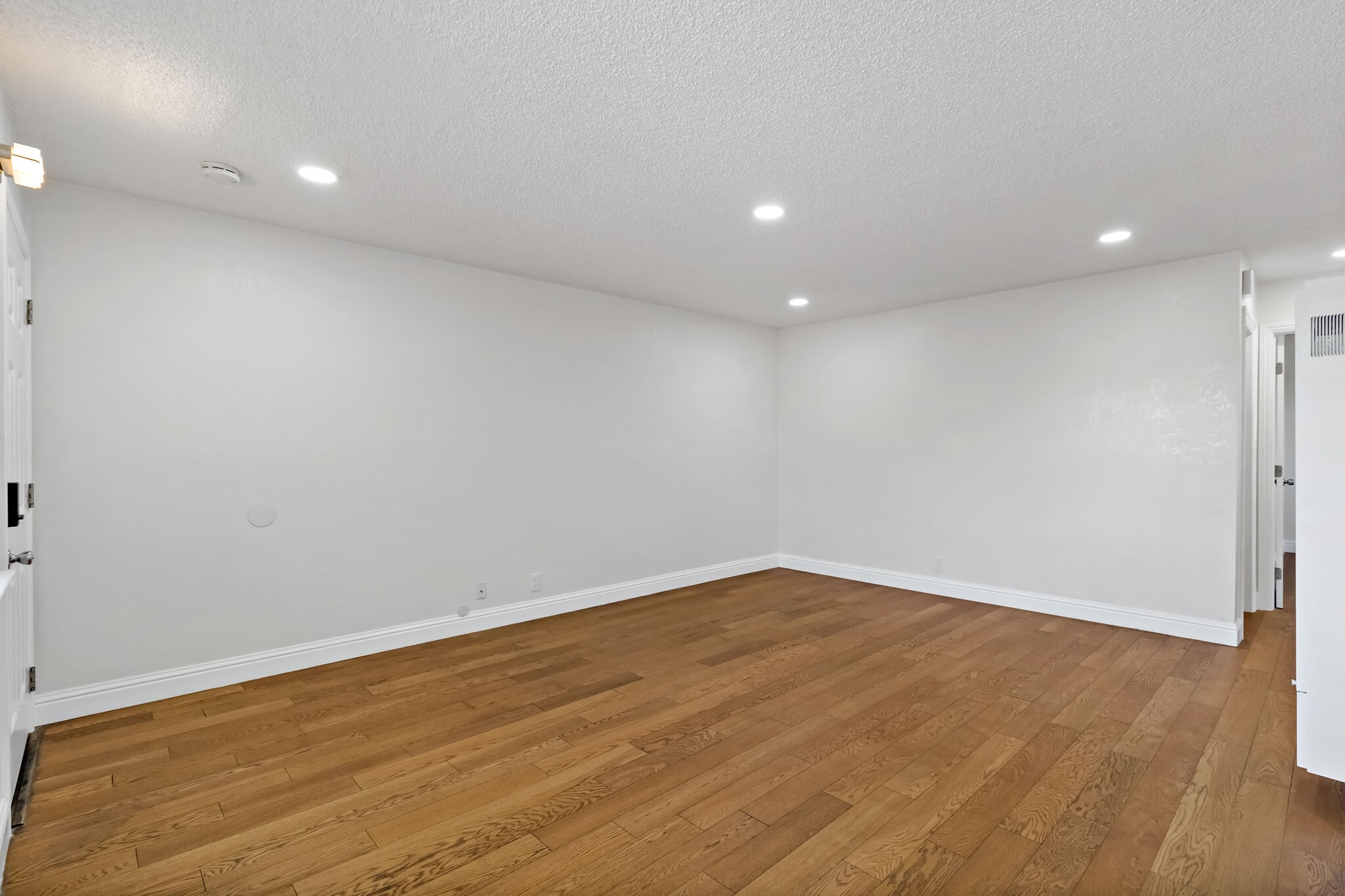 Building Photo - 1141 15th St