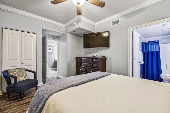 Building Photo - 104 Gulfside Ct