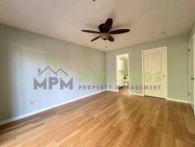 Building Photo - 201 Mariners Row