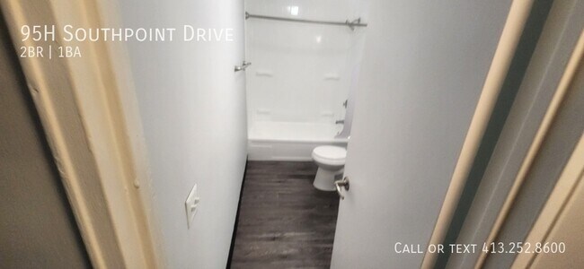 Building Photo - 95 Southpoint Dr