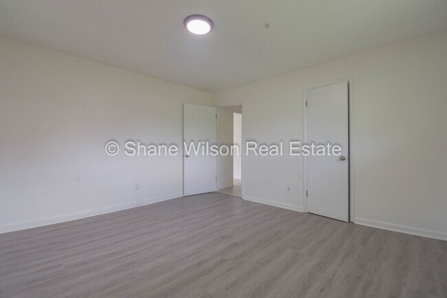 Building Photo - "Charming 3-Bedroom Home in Chattanooga's ...