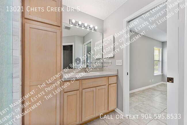 Building Photo - 13021 Chets Creek Dr S
