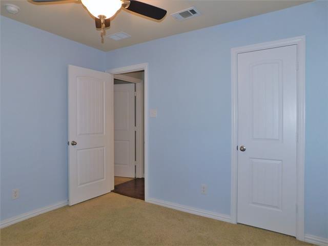 Building Photo - 4502 Baytree Ave