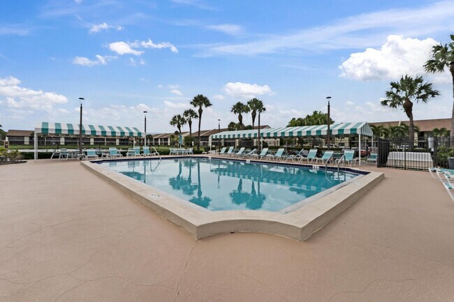 Building Photo - 7843 Willow Spring Dr