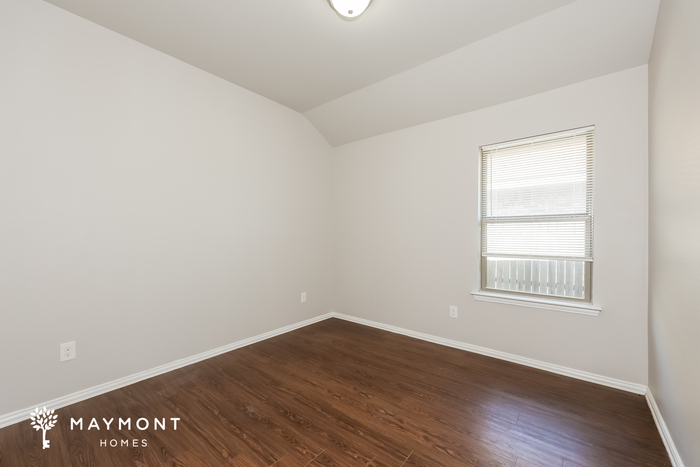 Building Photo - 9120 Abaco Way
