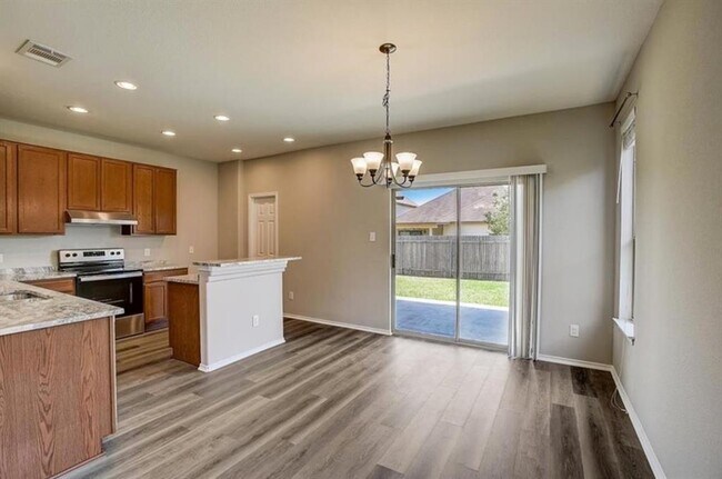 Building Photo - 809 Oatmeal Drive