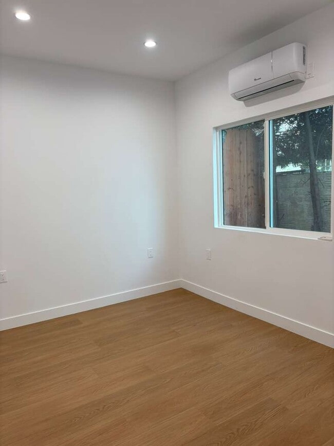 Building Photo - 10775 W Olympic Blvd