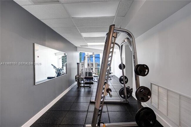 Building Photo - 480 NE 30th St