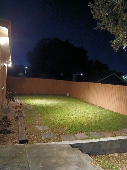 Building Photo - 4816 Miranda Cir