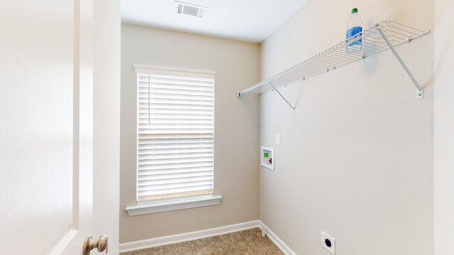 Building Photo - 912 Williford Run Dr