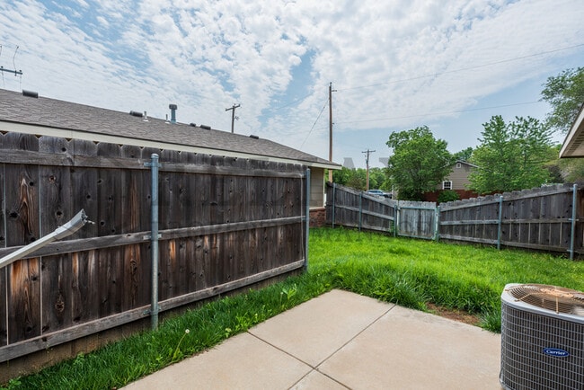 Building Photo - 4212 Newell St