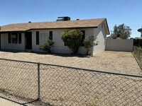 Building Photo - 7723 W Reade Ave