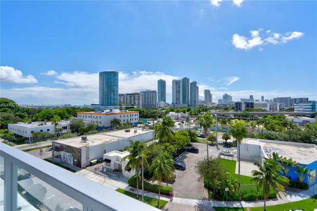 Building Photo - 3900 Biscayne Blvd