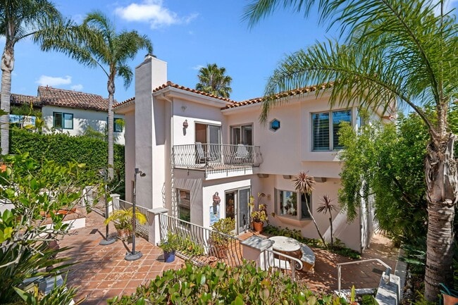 Building Photo - Oceanfront-Inspired Mesa Living with Unparalleled Coastline & Island Views