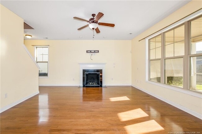 Building Photo - 2828 Deepwater Ct