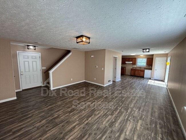 Building Photo - 2497 Deercove Ct.