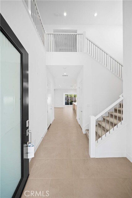 Building Photo - 360 Riverbend