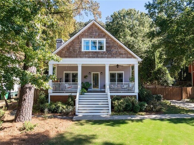 Building Photo - 428 S Howard St SE