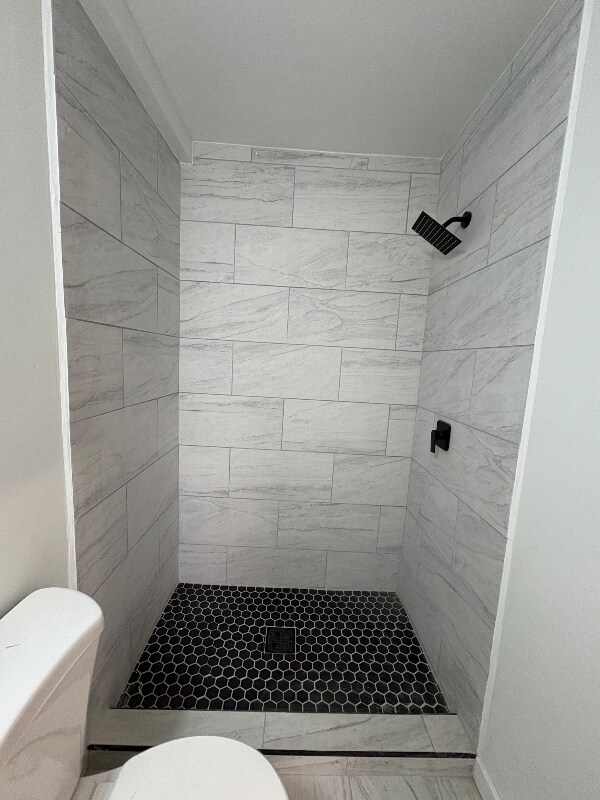 Building Photo - 2104 8th Ave