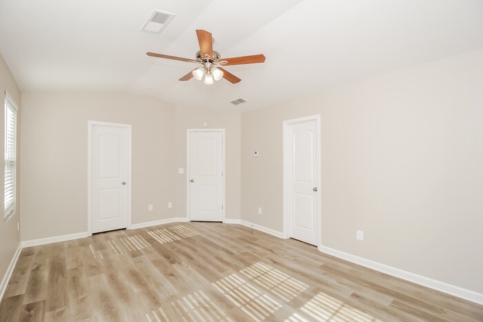 Building Photo - 505 Brady Dr