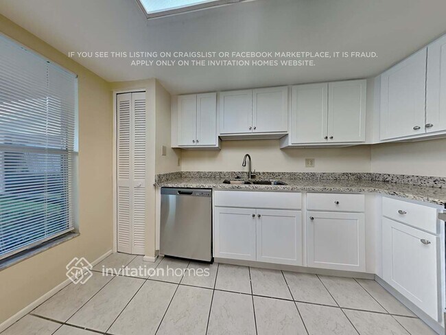 Building Photo - 11621 Sunshine Pond Rd