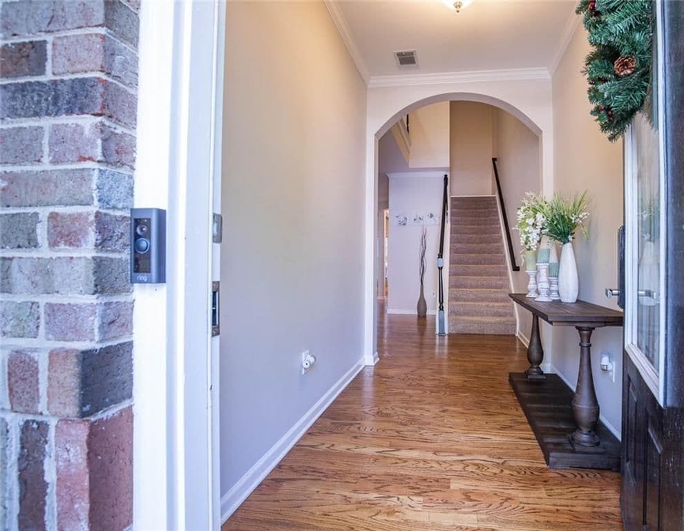 Building Photo - 2396 Meadow Falls Ln