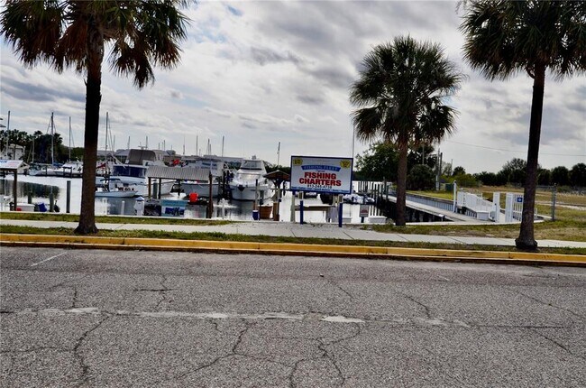 Building Photo - 814 Bahia Del Sol Dr