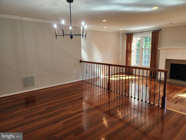 Building Photo - 3720 Mt Airey Ln