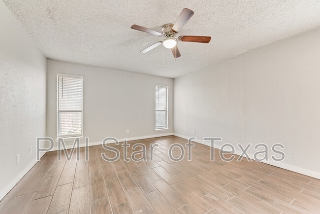 Building Photo - 13214 Fall Manor Dr