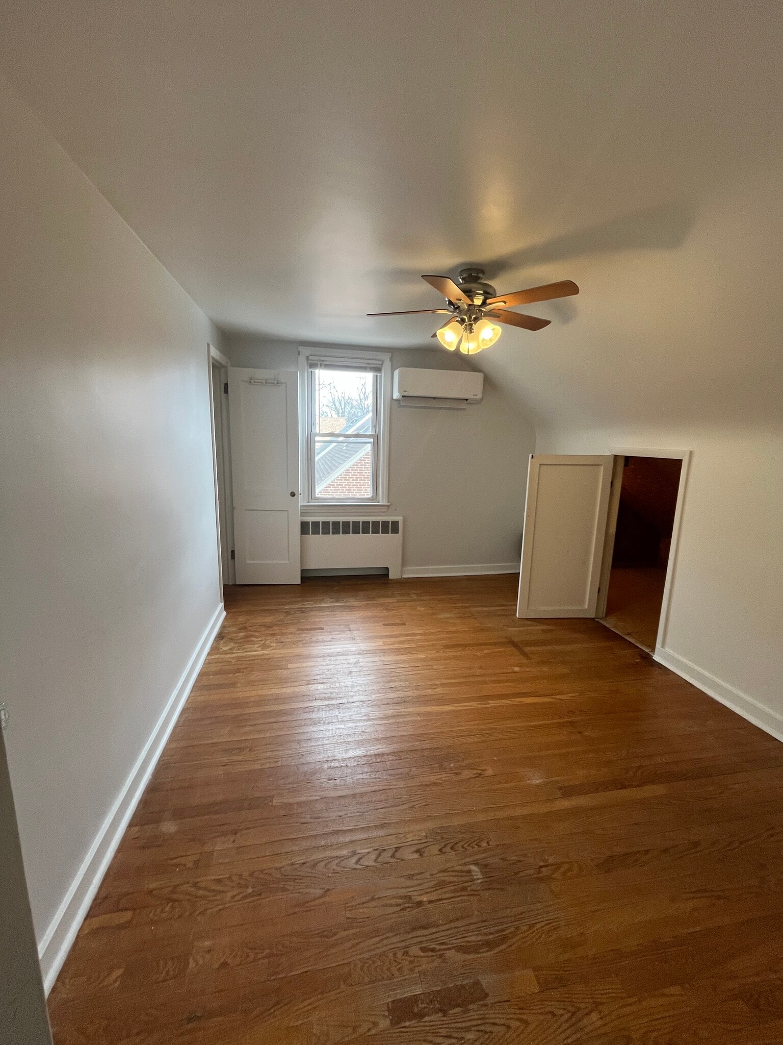 Building Photo - 1417 W High St