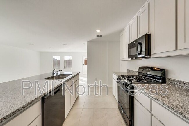 Building Photo - 1524 Clairborne Ct