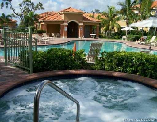 Building Photo - 4961 Leeward Ln