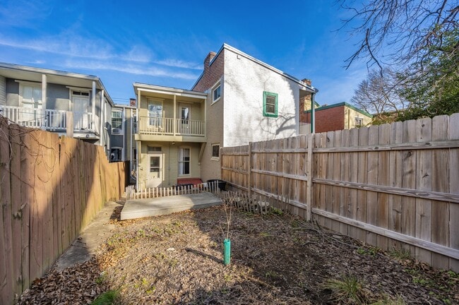 Building Photo - 12 E South St